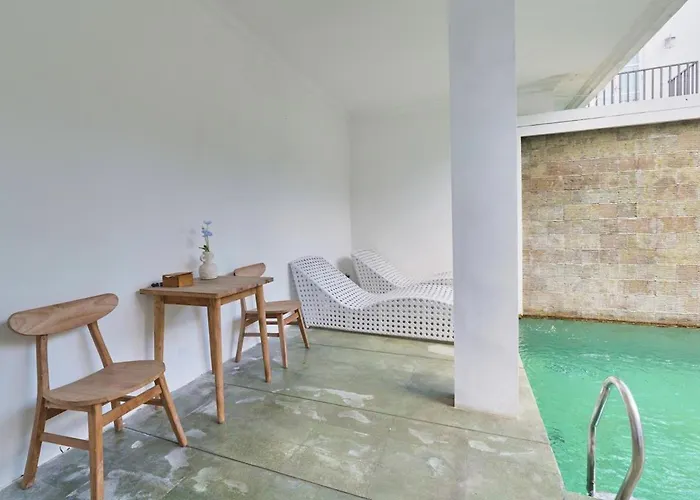 Villa 3br Tropical Modern Minimalist In Near Cafes Seminyak