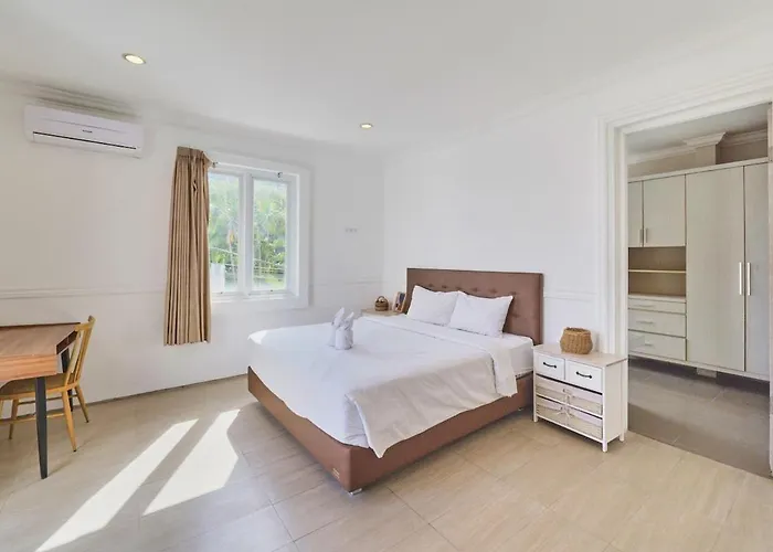 3br Tropical Modern Minimalist In Near Cafes Villa