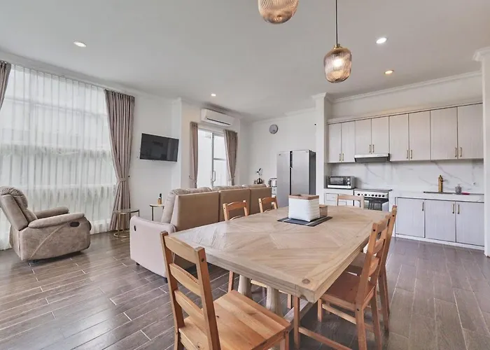 3br Tropical Modern Minimalist In Near Cafes *