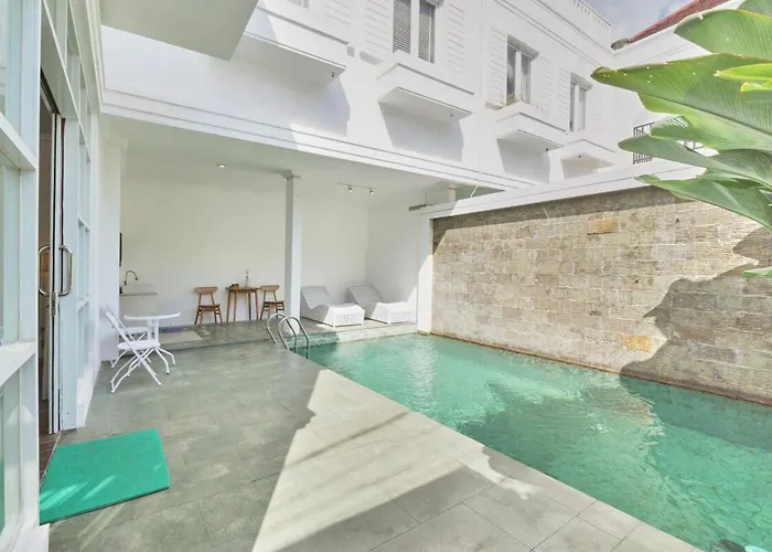 Villa 3br Tropical Modern Minimalist In Near Cafes *