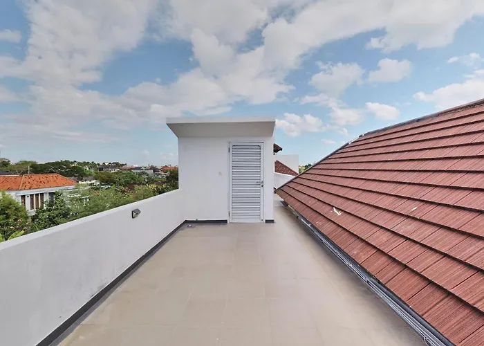 Villa 3br Tropical Modern Minimalist In Near Cafes
