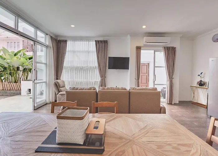 3br Tropical Modern Minimalist In Near Cafes Villa *